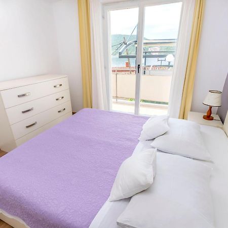 Apartments Zivana Primosten Bilik gambar