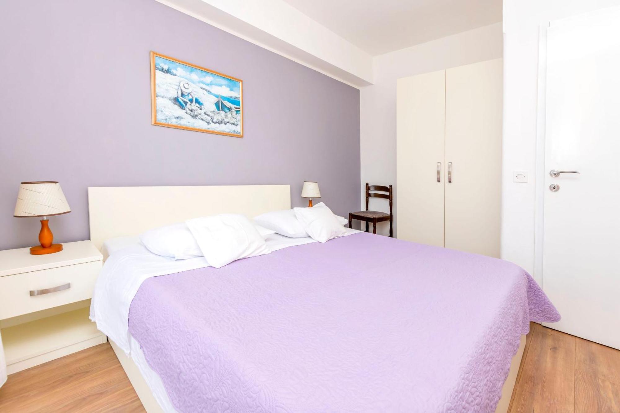 Apartments Zivana Primosten Bilik gambar